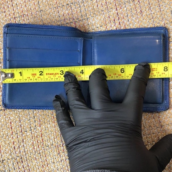 LOUIS VUITTON Blue Epi Leather Marco BiFold Wallet MI0971 - Picture 7 of 17